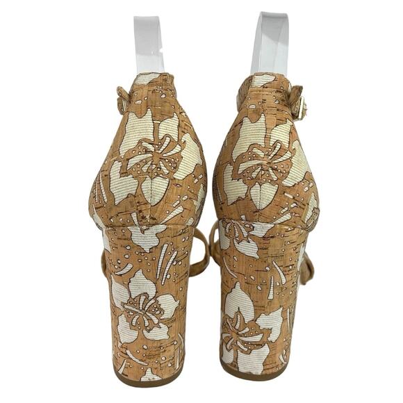 Ivanka Trump Beige Tan Open Toe Ankle Strap Buckle Block High Heels Sandals 9M - Picture 4 of 6